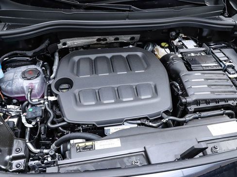 New 2026 Volkswagen Tiguan SEL R-Line AWD/4WD image 67