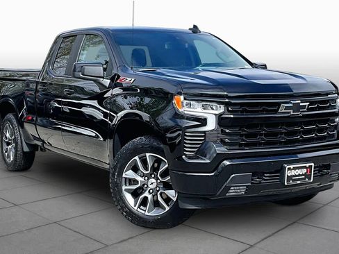 Used 2024 Chevrolet Silverado 1500 RST w/ Z71 Off-Road Package AWD/4WD image 3