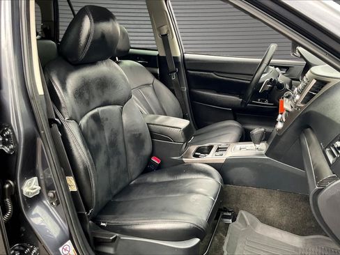 Used 2013 Subaru Outback 2.5i Premium w/ All-Weather Pkg AWD/4WD image 27