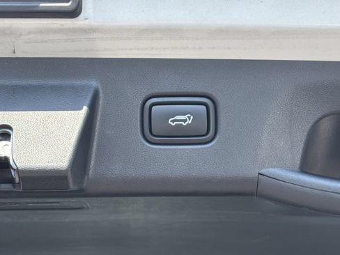Certified 2024 Hyundai Tucson Limited AWD/4WD image 22