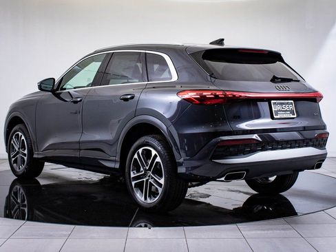 Used 2025 Audi Q5 Premium w/ Convenience Package AWD/4WD image 6