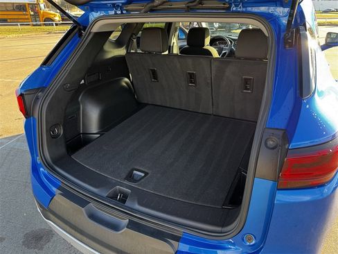 Used 2025 Chevrolet Blazer LT image 31