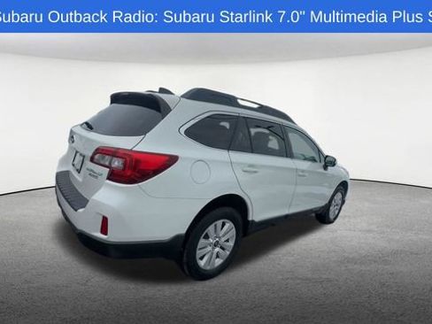 Used 2017 Subaru Outback 2.5i Premium image 9