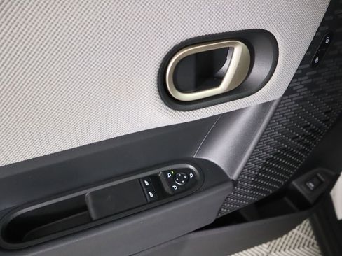 Certified 2025 MINI Cooper S image 22