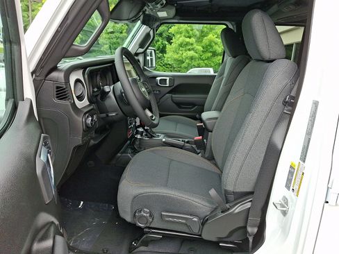New 2026 Jeep Wrangler Unlimited Sport AWD/4WD image 9
