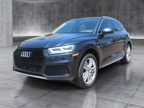 Used 2019 Audi Q5 2.0T Premium Plus w/ Premium Plus Package AWD/4WD image 10