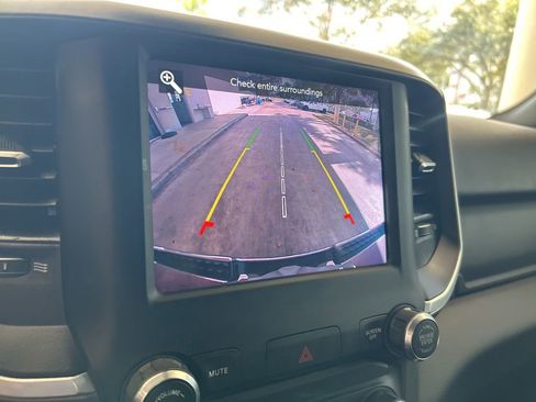 Used 2021 RAM 1500 Big Horn image 10