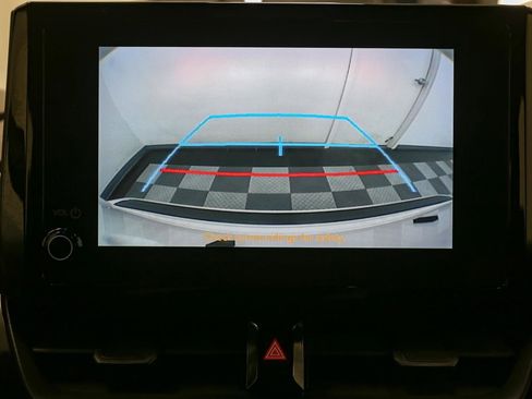 Used 2023 Toyota Corolla SE w/ Carpet Mat Package (TMS) FWD image 29