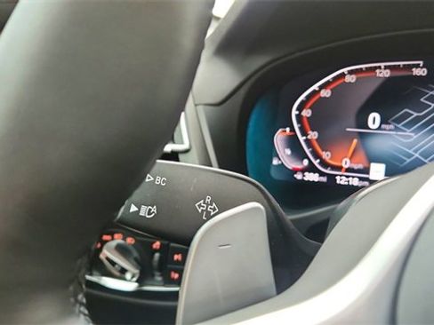 Used 2025 BMW X4 xDrive30i image 43