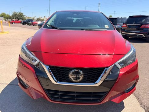 Used 2021 Nissan Versa SR w/ Convenience Package FWD image 1