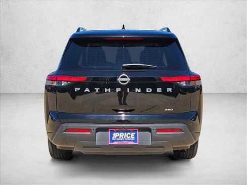 Used 2025 Nissan Pathfinder SV AWD/4WD image 7