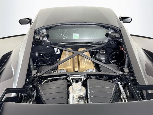 Used 2022 Lamborghini Huracan STO RWD image 26