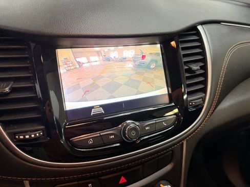 Used 2021 Chevrolet Trax LS w/ Tint and Cruise Package image 28