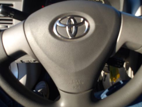 Used 2010 Toyota Corolla image 20