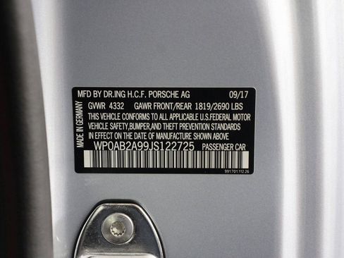 Certified 2018 Porsche 911 Carrera 4S image 19