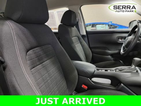 Used 2024 Honda HR-V LX image 15