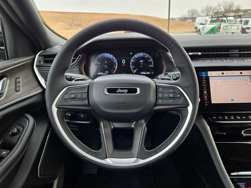 New 2026 Jeep Grand Cherokee Limited w/ Limited Altitude Package image 17