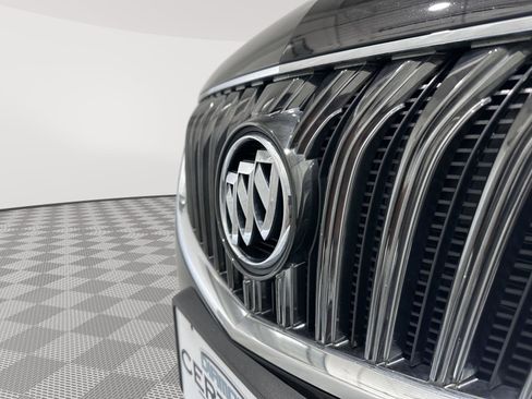 Used 2017 Buick Regal Sport Touring FWD image 29