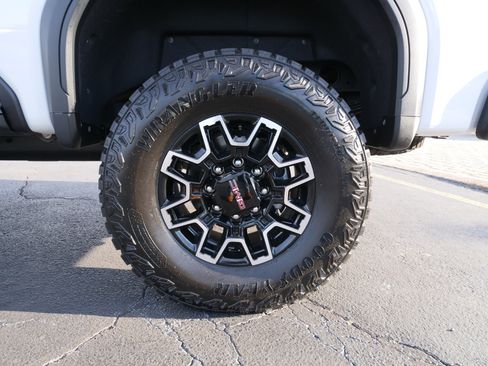 New 2026 GMC Sierra 2500 AT4X image 13