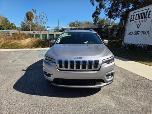Used 2019 Jeep Cherokee Limited image 15