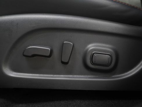 Used 2020 Nissan Pathfinder SL image 23