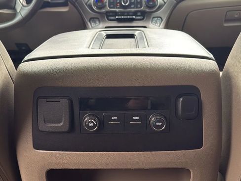 Used 2016 Chevrolet Tahoe LT RWD image 28