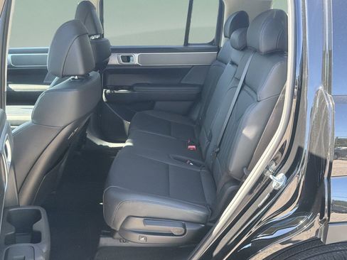 Used 2026 Hyundai Santa Fe SEL FWD image 33