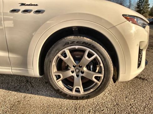 Used 2023 Maserati Levante Modena image 21