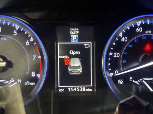 Used 2014 Toyota Highlander Limited AWD/4WD image 15