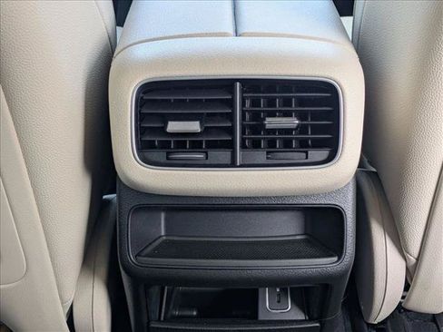 Used 2021 Mercedes-Benz GLE 350 image 18
