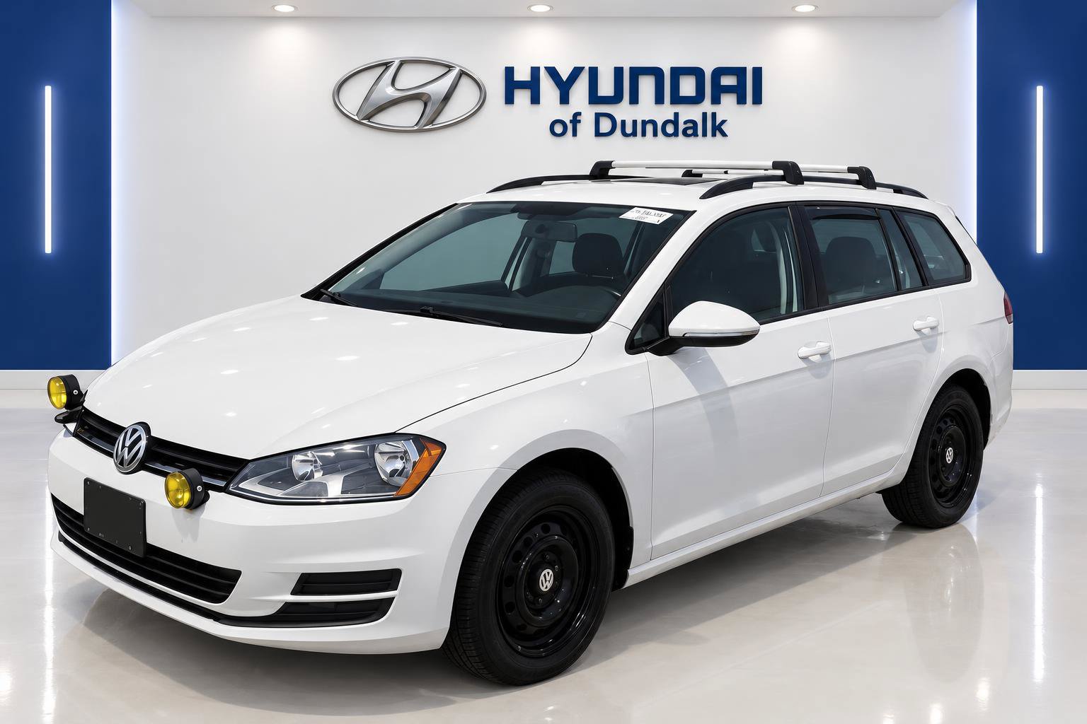 Used 2017 Volkswagen Golf S AWD/4WD image 1