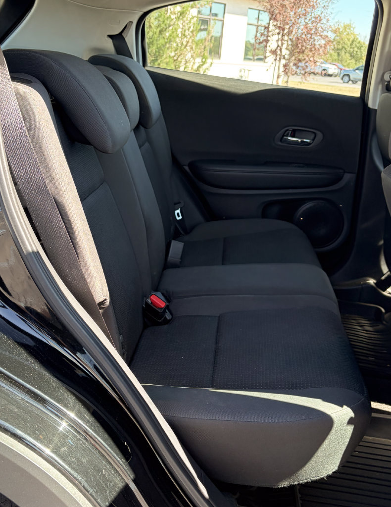 Used 2022 Honda HR-V LX image 24