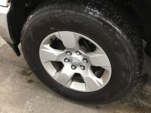 Used 2023 RAM 1500 Big Horn AWD/4WD image 4