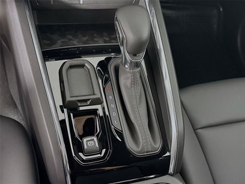 New 2026 GMC Canyon Elevation w/ Convenience Package RWD image 18