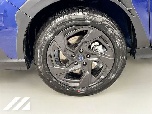 Certified 2025 Subaru Crosstrek 2.5i Sport w/ Crosstrek Mirror Package image 31