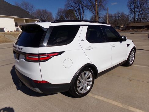 Used 2019 Land Rover Discovery HSE image 42