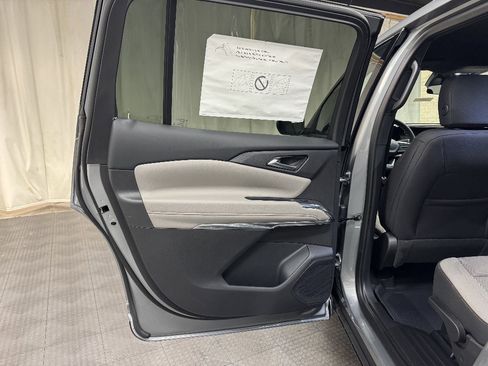 New 2026 Chevrolet Traverse LT w/ LPO, Floor Liner Package image 17