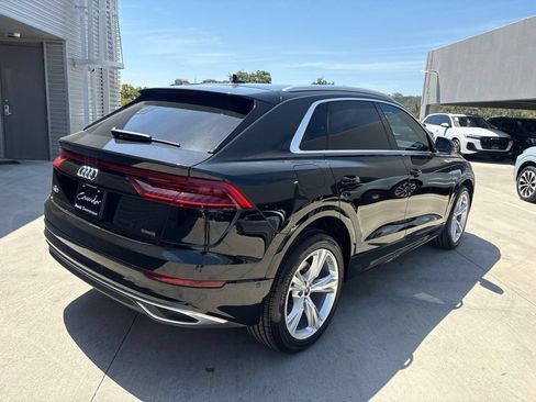 Used 2023 Audi Q8 Premium AWD/4WD image 6