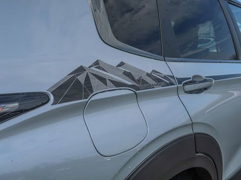 New 2026 Mitsubishi Outlander Trail Edition image 11