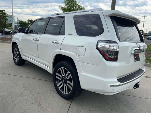 Used 2018 Toyota 4Runner Limited AWD/4WD image 21