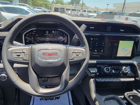 New 2026 GMC Sierra 2500 AT4 w/ AT4 Premium Plus Package AWD/4WD image 15