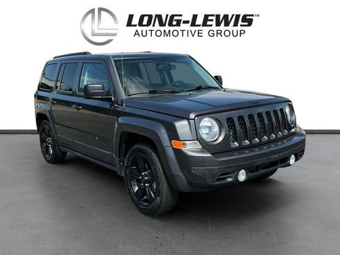 Used 2015 Jeep Patriot Sport w/ Power Value Group FWD image 10