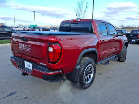 Used 2025 GMC Canyon Elevation w/ Convenience Package image 3