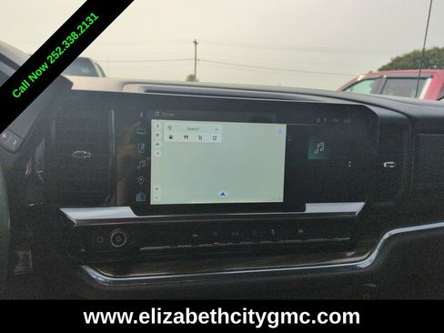 Used 2024 Chevrolet Silverado 1500 LT AWD/4WD image 11
