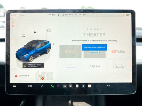 Used 2023 Tesla Model Y Long Range AWD/4WD image 34