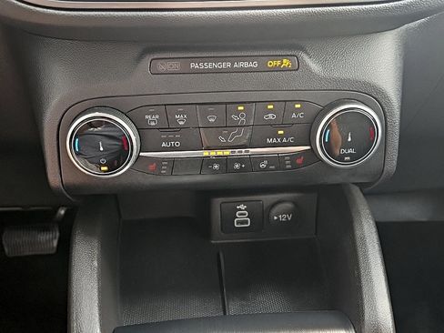 Certified 2024 Ford Escape Active AWD/4WD image 19
