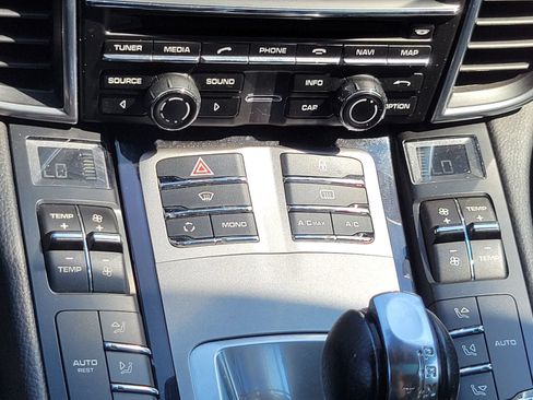 Used 2012 Porsche Panamera 4 AWD/4WD image 22