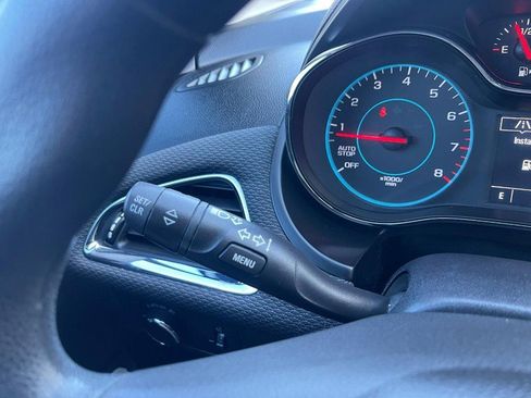 Used 2017 Chevrolet Cruze LS image 18
