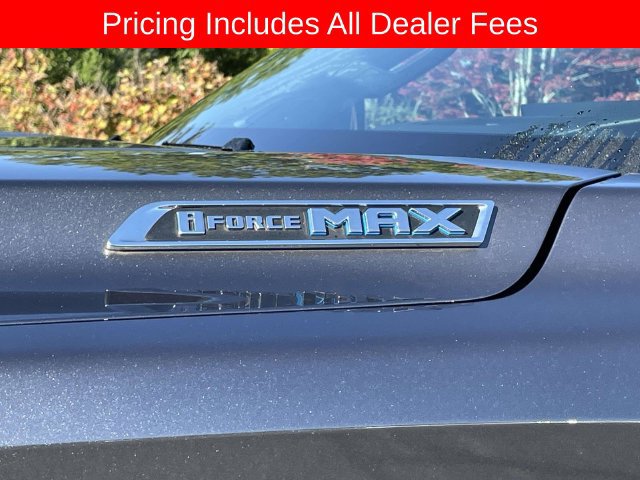 Used 2023 Toyota Sequoia Platinum AWD/4WD image 11