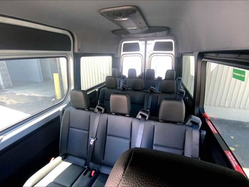 New 2025 Mercedes-Benz Sprinter 2500 image 8